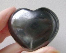H19 Edelsteen hart hematiet 45 mm